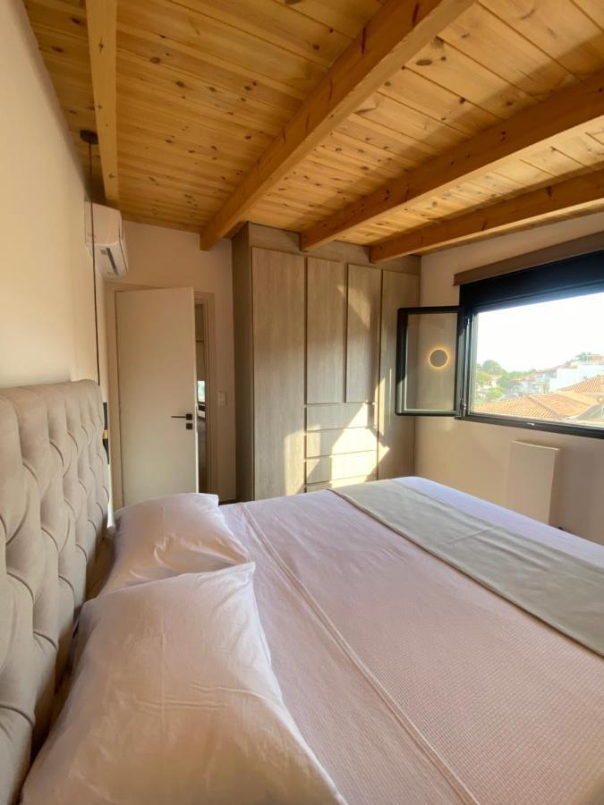 Medusa Luxury Apartments Finikounta Esterno foto
